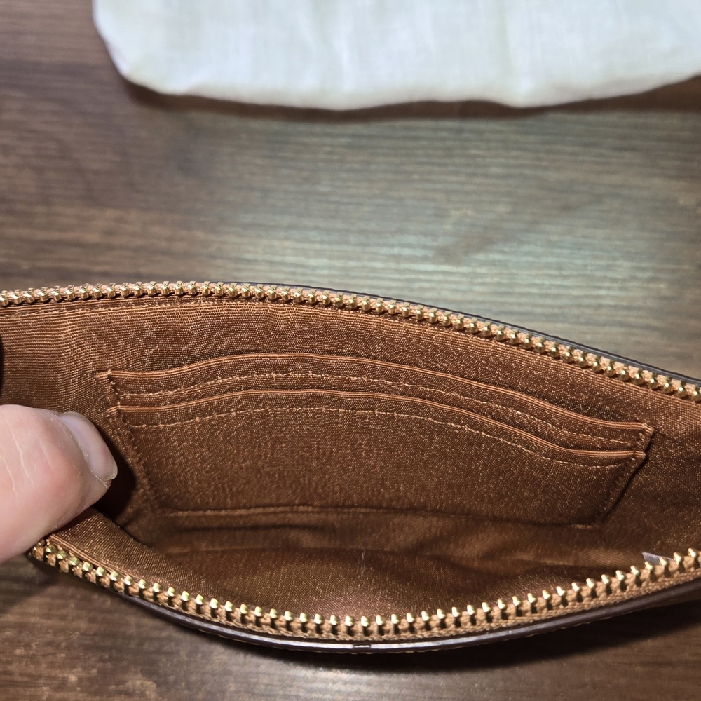 Coach Crossgrain Leather Wristlet - Picture 5 of 5